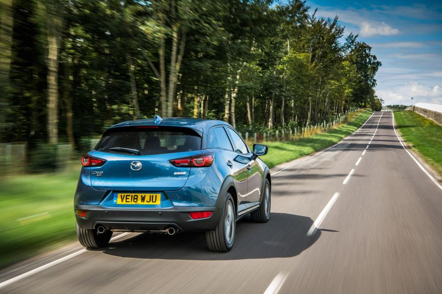  Mazda CX-3 2018 года  (UK) (фото 18 из 30)